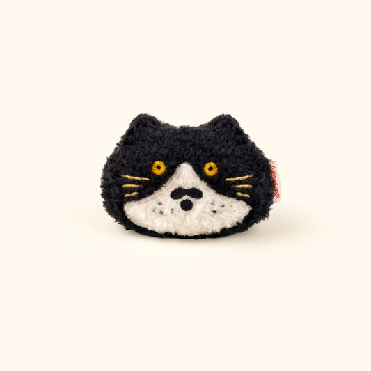 Daily White | George Kitty Plush Charm