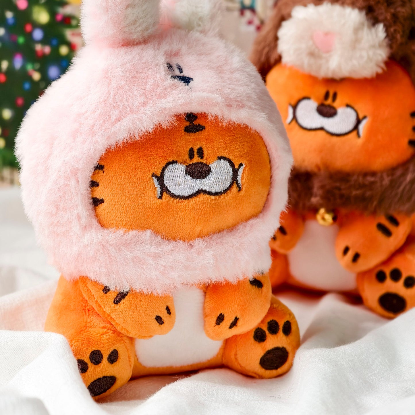 Fickle Plan | HuhuTiger in Horse Costume Bag Charm