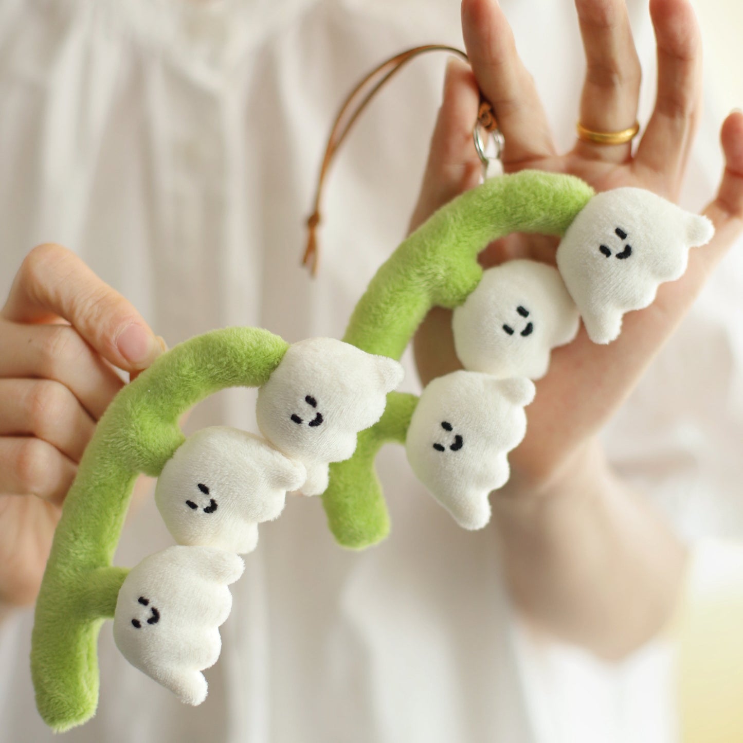 Daily White | Lily of the Valley Plush Charm